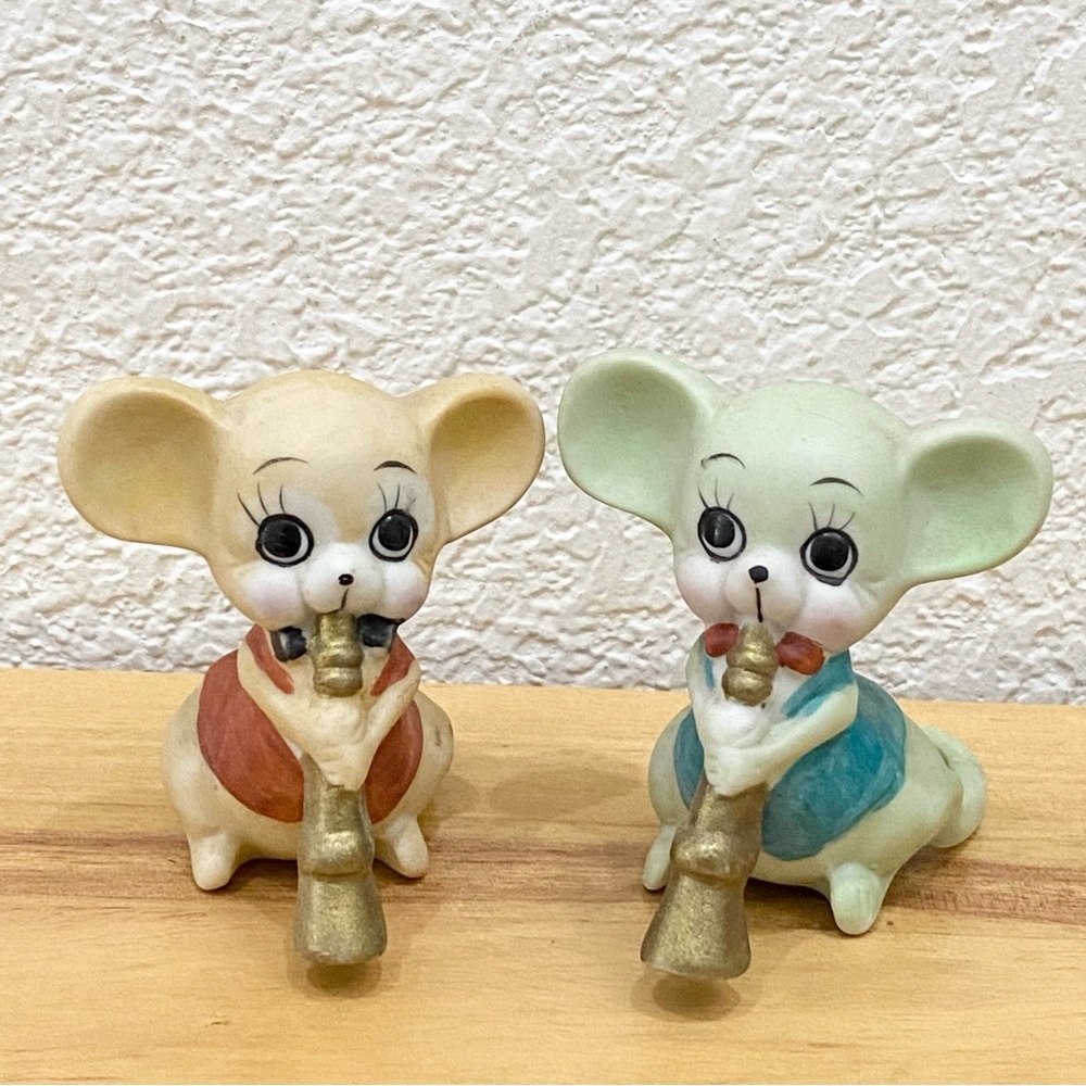 2 Vintage Ceramic Mouse Figurine Playing Clarinet Musician Mouse Figurines